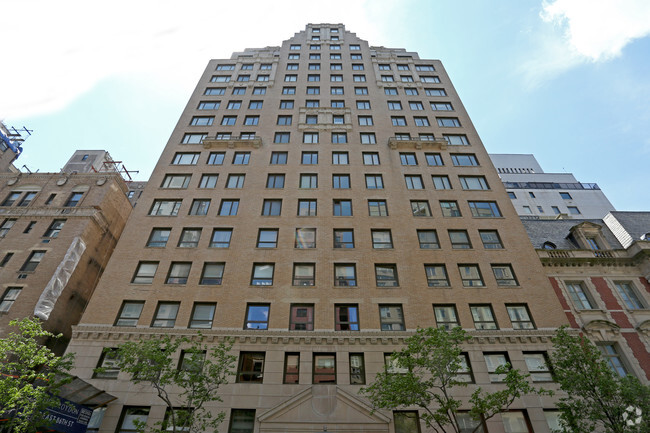 Building Photo - 1049 Fifth Ave