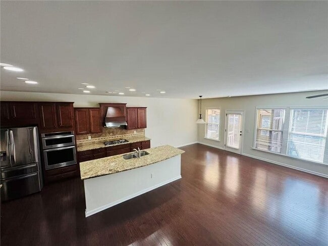 Building Photo - 2450 Northmont Pkwy