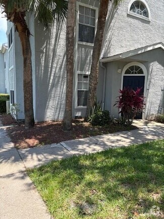 Building Photo - 1608 Columbia Arms Cir