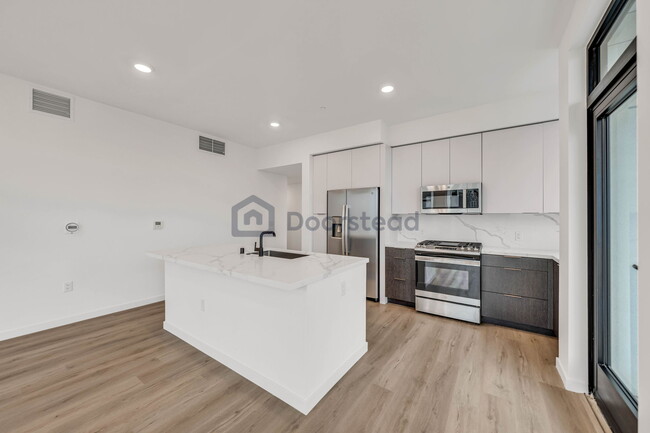 Foto del edificio - 52 Kirkwood Ave