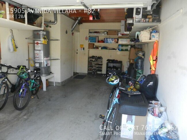 Building Photo - Town home single level 3 bedroom/ 2.bathro...