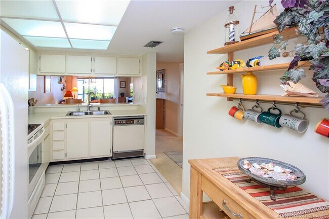 Foto del edificio - 4620 NE Sandpebble Trce