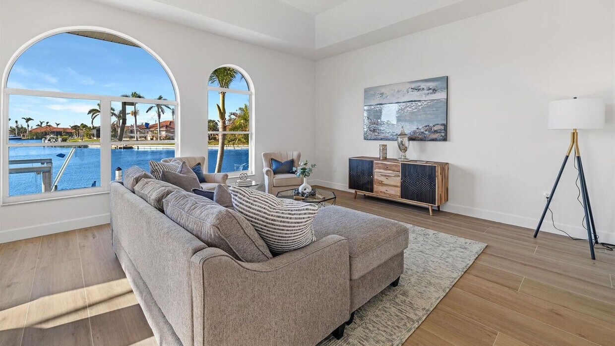 Foto principal - 5601 Almar Dr