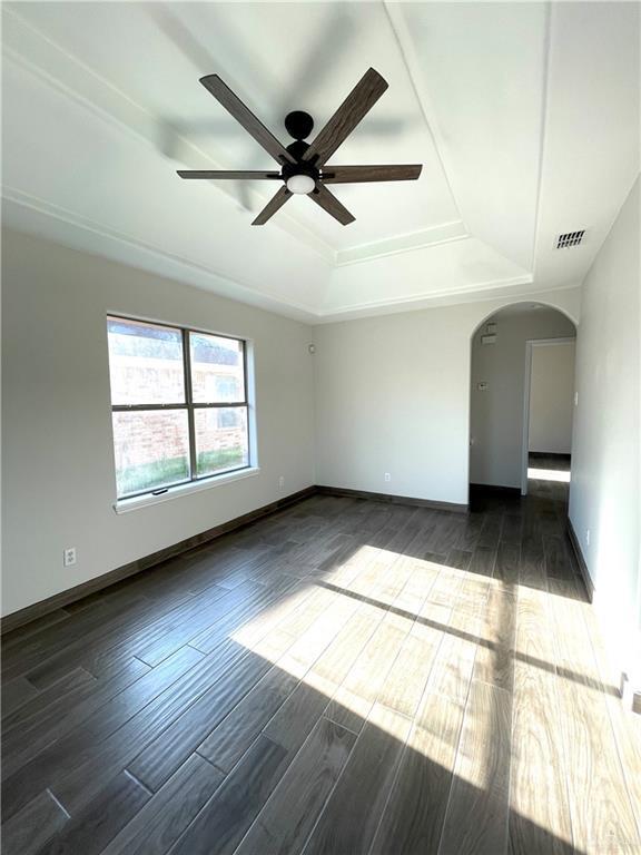 Building Photo - 2111 W Western Dr