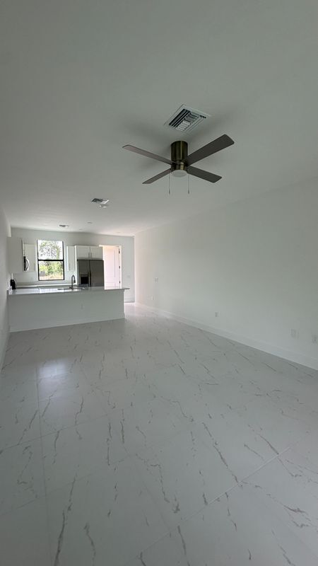 Foto del edificio - 1103 Dean St E