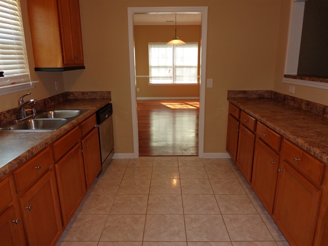 Building Photo - 3018 Pepperhill Dr