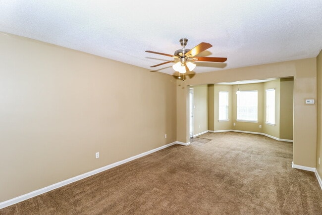Building Photo - 4551 Blue River Dr