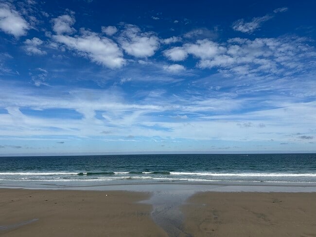 Building Photo - 178 Foster Ave