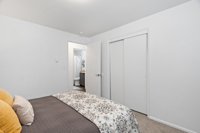 Dormitorio - Highland Palms