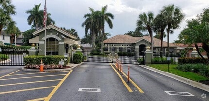 Building Photo - 130 Palm Desert Ln