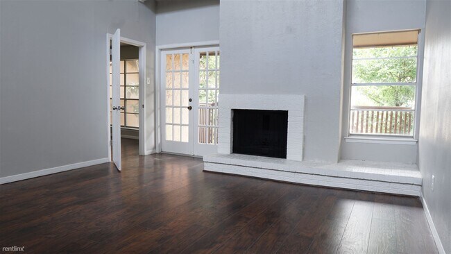 Foto del edificio - 4 br, 3 bath House - 9320 Chimney Cor