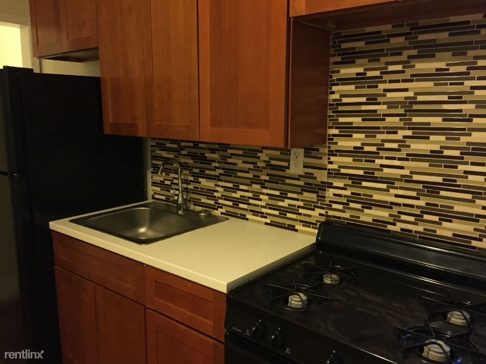 Foto principal - 1809 Albemarle Rd