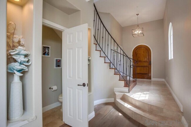 Foto del edificio - 301 N Rios Ave