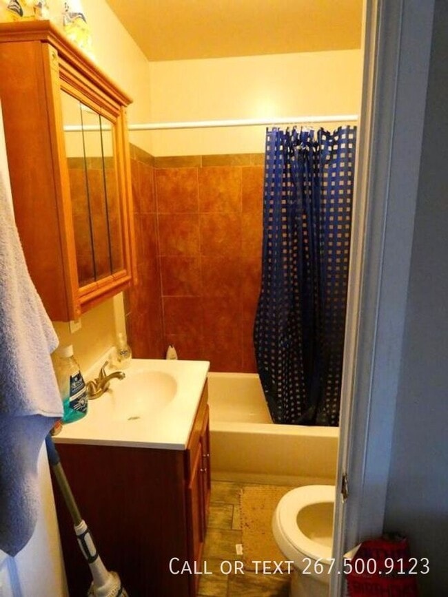 Photo - 729 N 43rd St Apartment