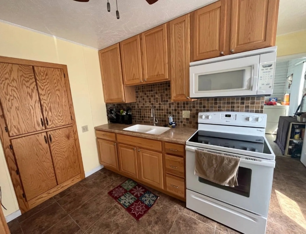 Building Photo - 409