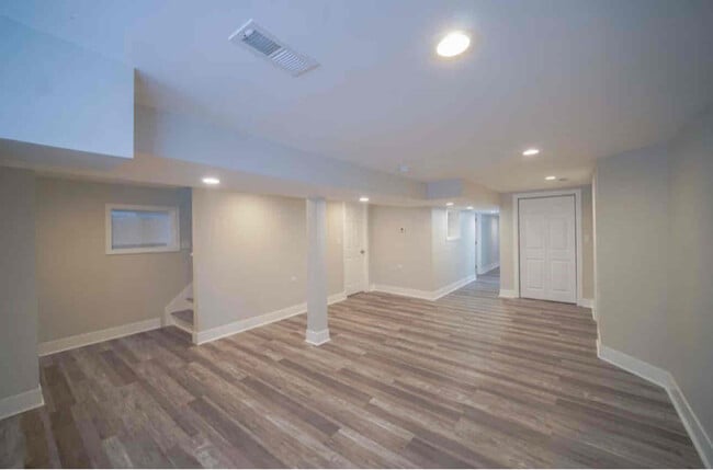 Photo - 6233 S Racine Ave Apartment