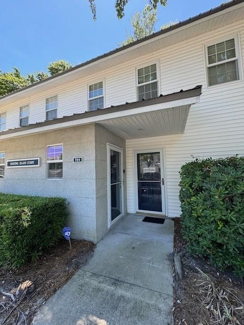 Foto del edificio - 122 S Island Square Dr