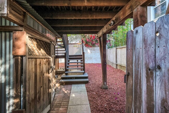 Photo - 204 S Guadalupe Ave House