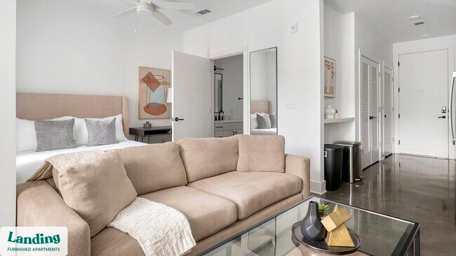 Foto del edificio - 715 Merritt Ave