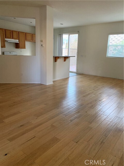 Foto del edificio - 5751 Autumnwood Ln