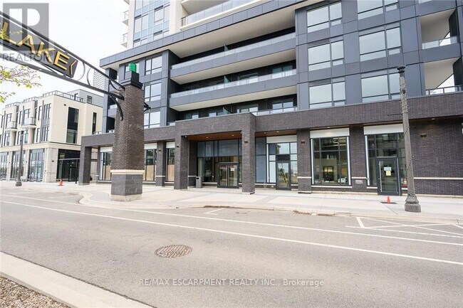 Building Photo - 385-1385 Winston Rd