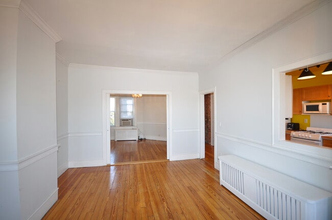 Building Photo - 37 Revere St