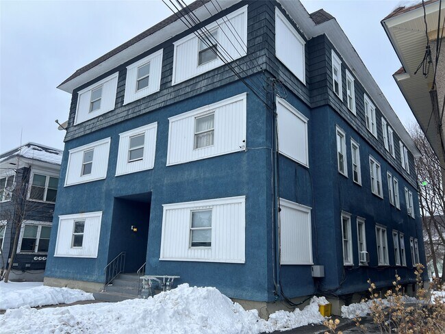 Foto del edificio - 272 Main St