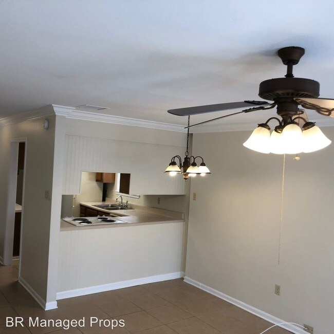 Building Photo - 7071 1 Perkins Pl Dr