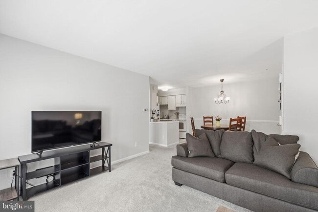 Building Photo - 5911 Prince James Dr