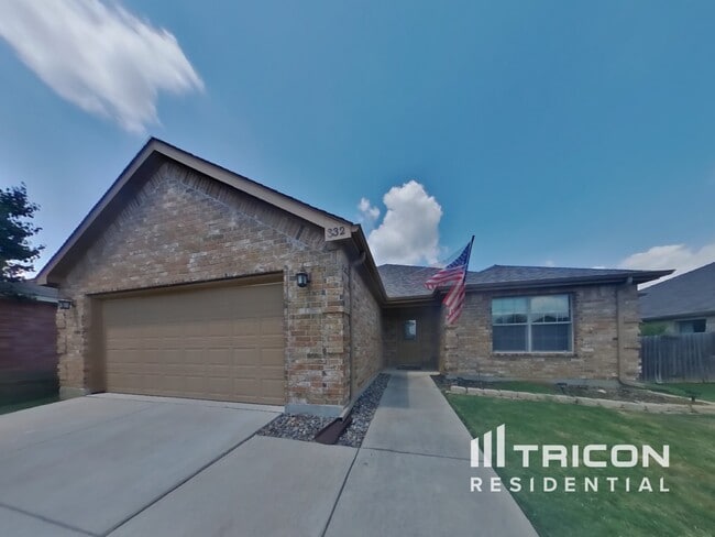 Building Photo - 332 Valley Dr