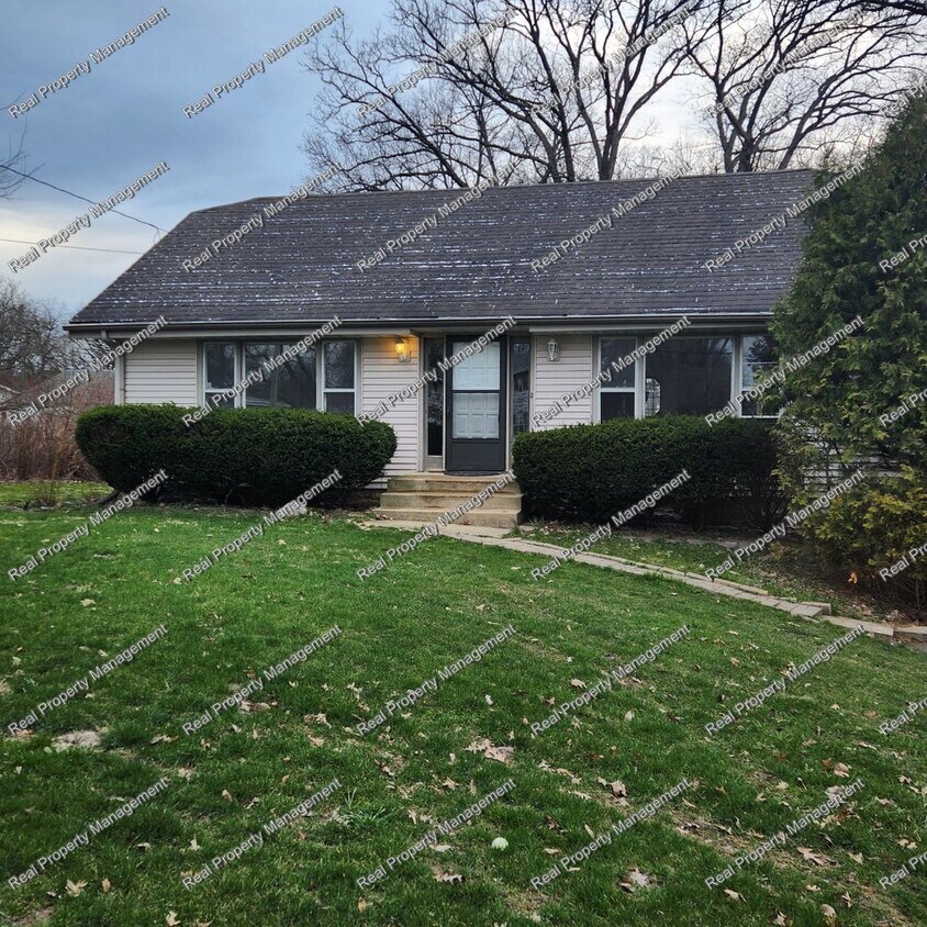 12806 Marshall St, Crown Point, IN 46307 House Rental in Crown Point