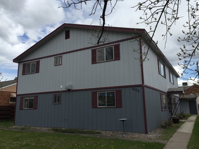 Building Photo - 1028 Longstaff St