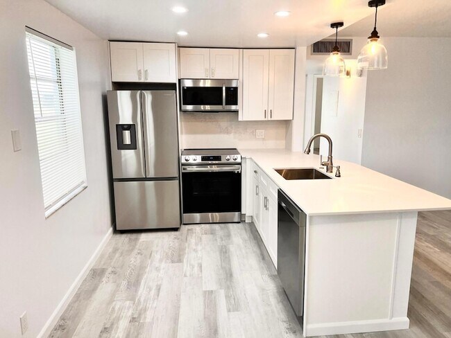 Foto del edificio - 58 Normandy Ln
