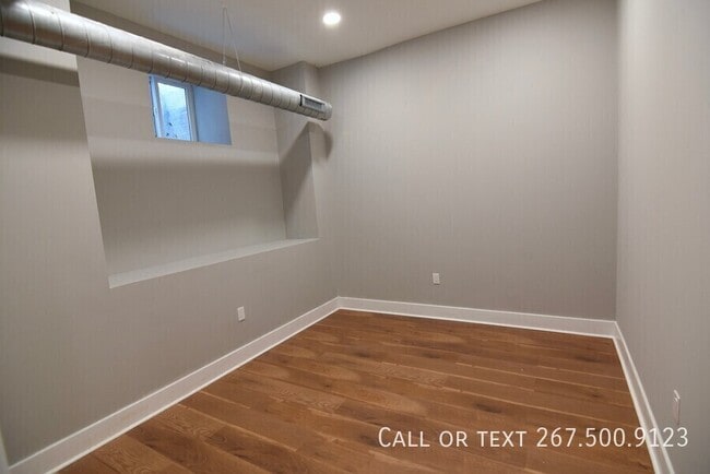Photo - 1523 W Girard Ave Apartment