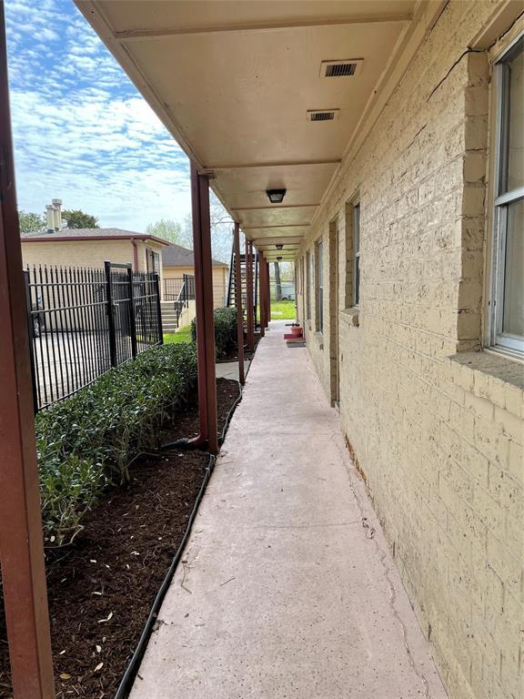 Building Photo - 4710 Airport Blvd