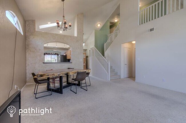 Foto del edificio - 5901 Storyteller Rd NW