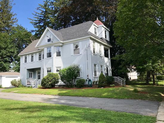 Foto principal - Gorgeous Single Family Home