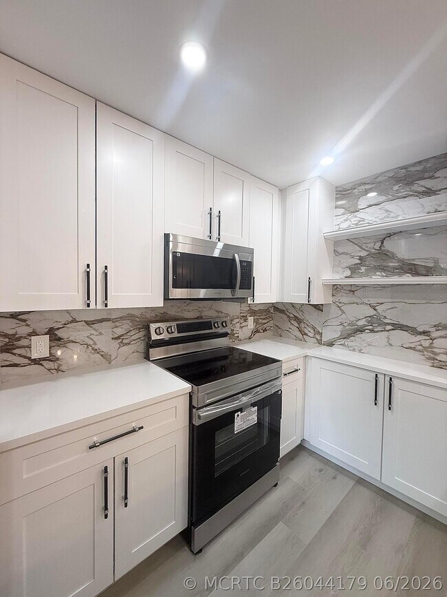 Foto del edificio - 205 Charter Way