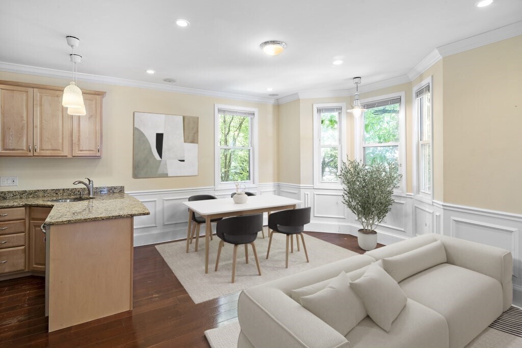 Foto principal - 205 Harvard St