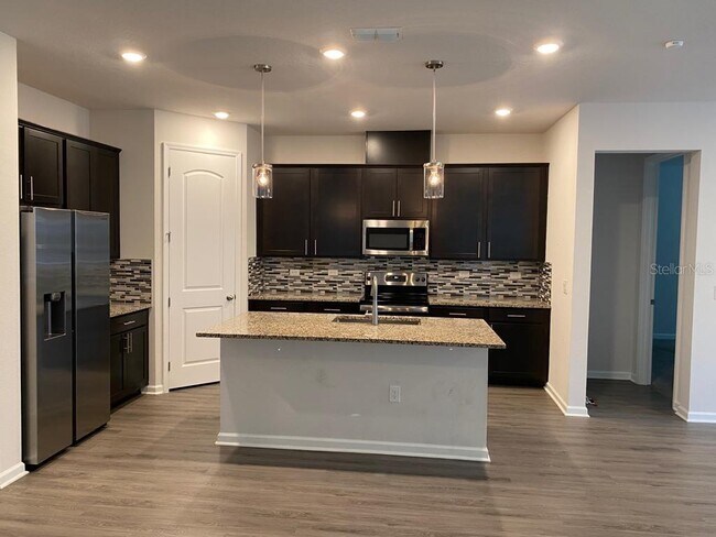 Building Photo - 8053 Cherrystone St