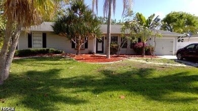 Building Photo - 507 SW 19th Ln