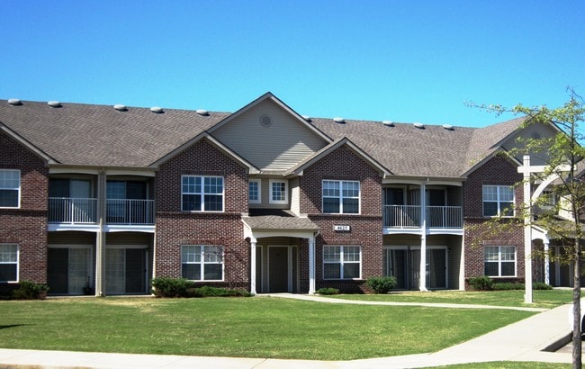Building Photo - Ashland Lakes Apartments