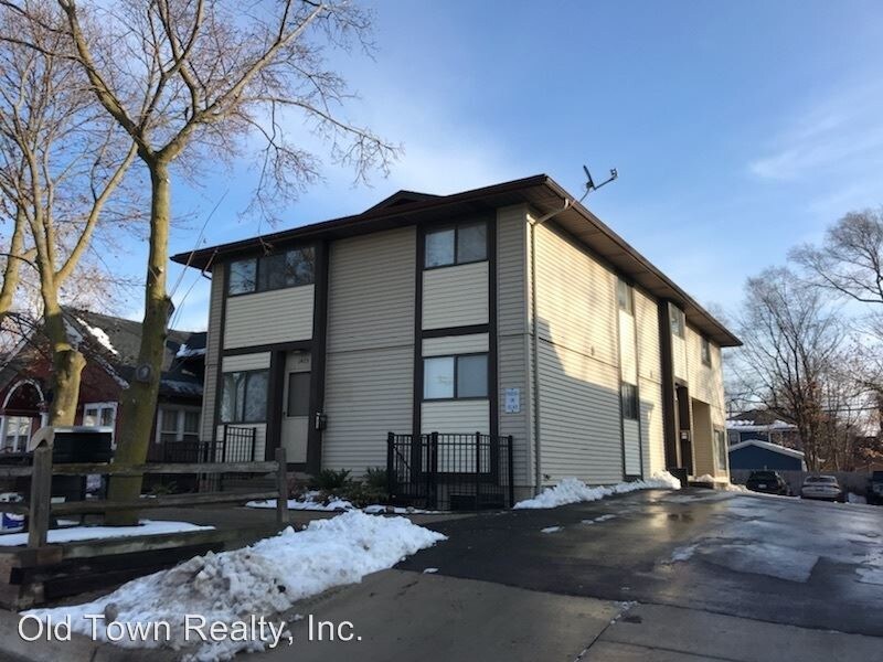 Primary Photo - 2 br, 1 bath Apartment - 1425 S. State