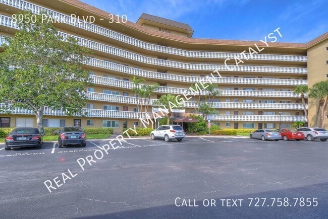Building Photo - 8950 Park Blvd