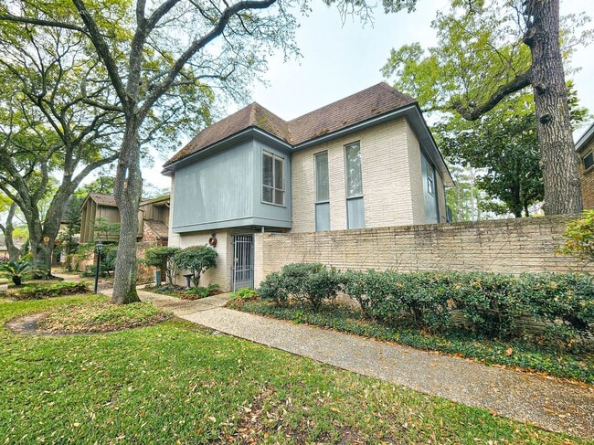 Building Photo - 12 Kings Row