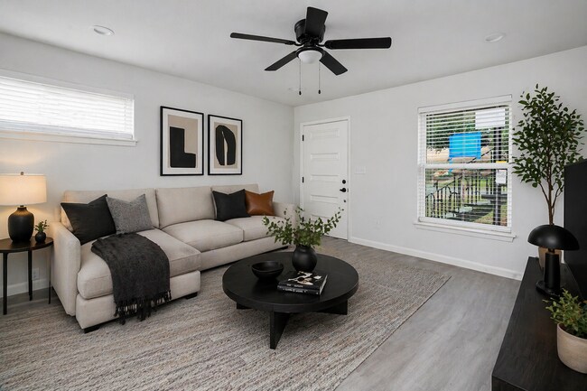 Foto del edificio - 1107 Shasta Ave W