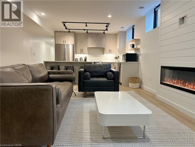 Photo du bâtiment - 77 Melbourne St