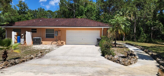 Building Photo - 12563 Old Indiantown Rd