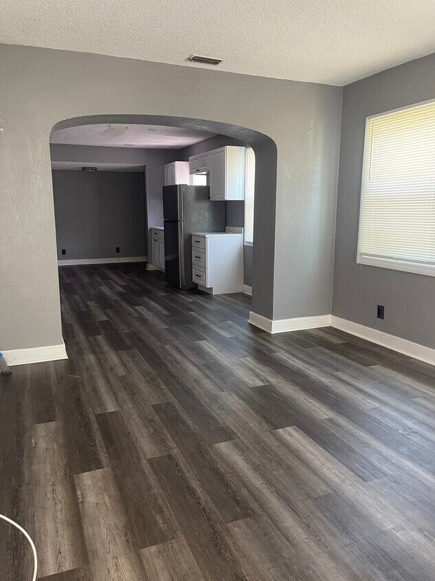 Foto principal - 1301 Prescott St S