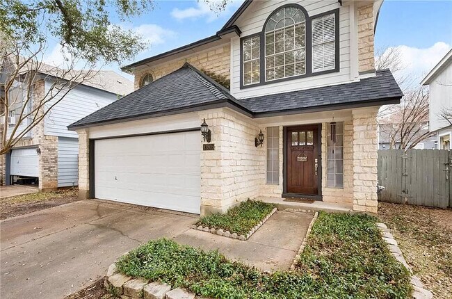 Building Photo - 13805 Lothian Dr